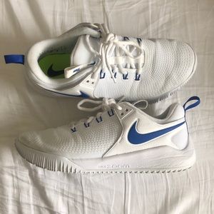 Woman’s Volleyball Shoes!!